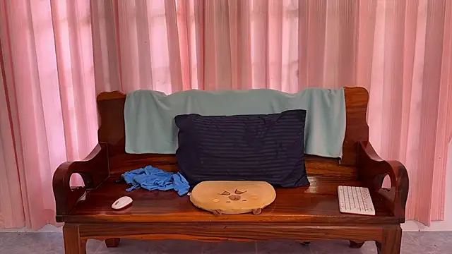 Raamoss online show from 03/18/26, 06:16