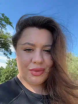 Sara Slow online show from 06/08/26, 01:22