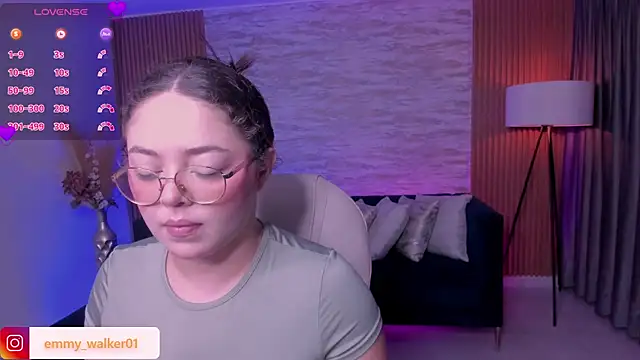 emmy walker online show from 12/19/25, 11:12