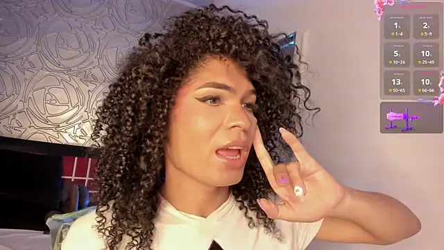 vennus1  online show from 11/16/25, 08:02