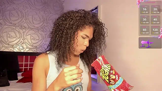 vennus1  online show from 11/15/25, 02:21