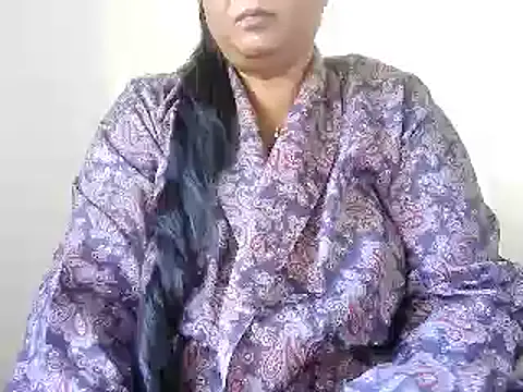 Snapshot of IndianDelia chatting on 05/02/26, 05:45 IndianDelia online show from 05/02/26, 05:45