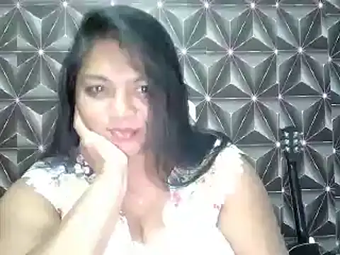 Snapshot of IndianDelia chatting on 05/06/26, 08:57 IndianDelia online show from 05/06/26, 08:57