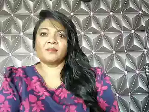 Snapshot of IndianDelia chatting on 04/17/26, 06:05 IndianDelia online show from 04/17/26, 06:05
