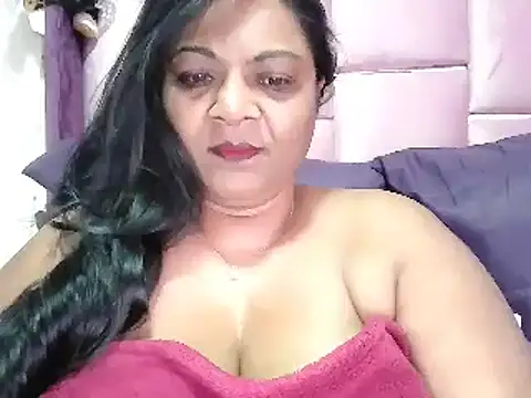 IndianDelia online show from 11/07/25, 04:17