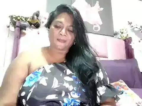 Snapshot of IndianDelia chatting on 04/28/26, 07:07 IndianDelia online show from 04/28/26, 07:07