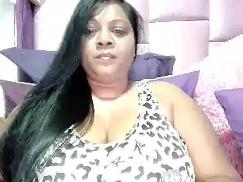 IndianDelia online show from 10/19/25, 03:20