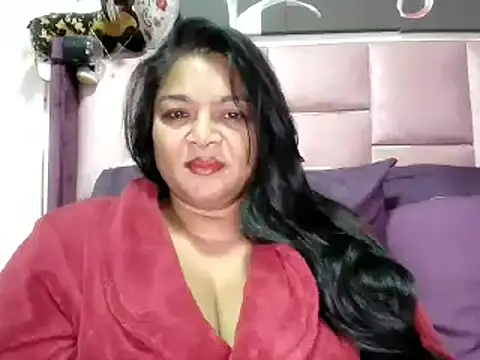 Snapshot of IndianDelia chatting on 05/01/26, 03:55 IndianDelia online show from 05/01/26, 03:55