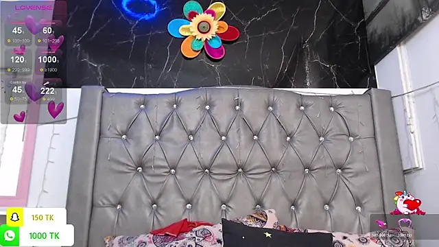 LAILAGUMMY online show from 12/19/25, 02:08