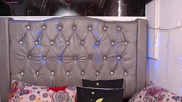 LAILAGUMMY online show from 03/31/26, 02:41