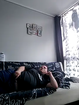 terre0804 online show from 12/13/25, 11:11