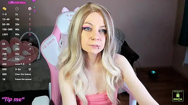 Snapshot of AmyRose6969 chatting on 12/06/24, 07:39 AmyRose6969 online show from 12/06/24, 07:39