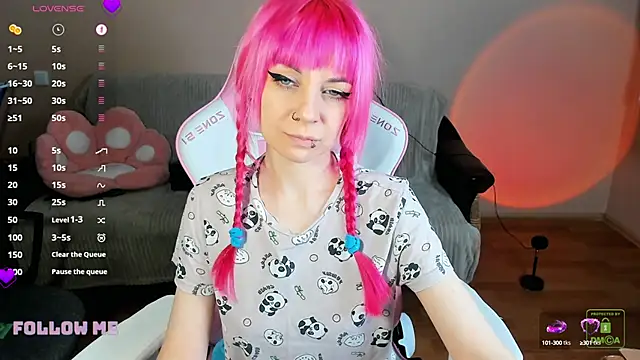 Snapshot of AmyRose6969 chatting on 02/09/25, 05:33 AmyRose6969 online show from 02/09/25, 05:33