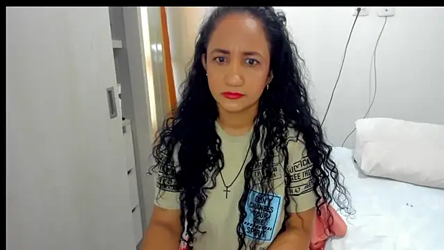 Snapshot of alaskmiller1 chatting on 11/06/25, 10:14 alaskmiller1 online show from 11/06/25, 10:14