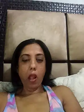 Mahi4luv online show from 04/17/26, 10:56