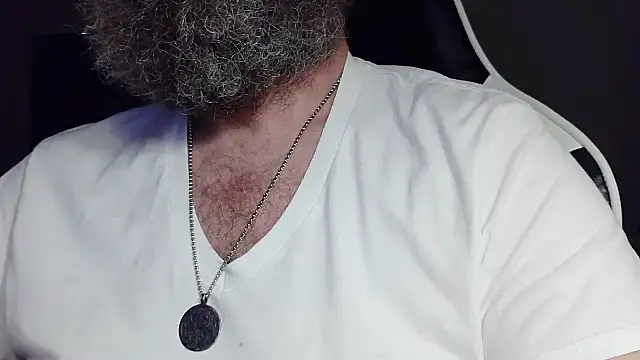 Snapshot of usdirtymikee9 chatting on 11/12/25, 07:23 usdirtymikee9 online show from 11/12/25, 07:23