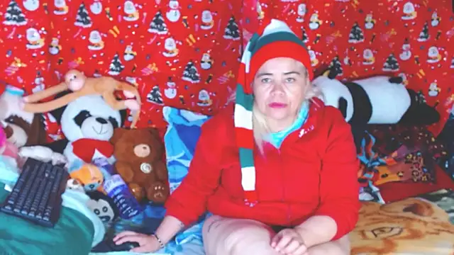 estrellita fugaz16x online show from 12/21/25, 03:19