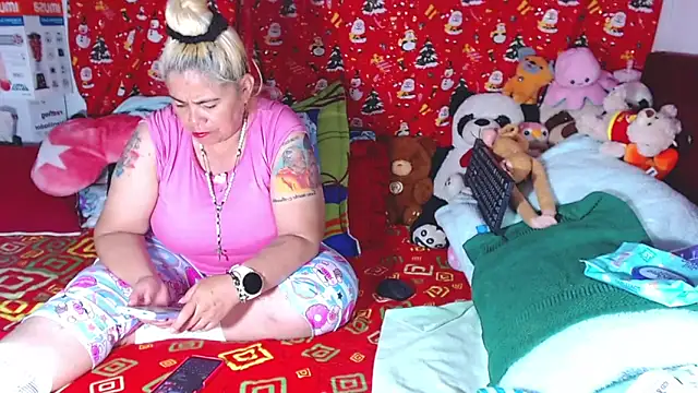 estrellita fugaz16x online show from 04/13/26, 02:59