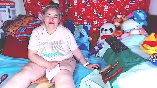 Snapshot of estrellita_fugaz16x chatting on 02/21/26, 03:41 estrellita fugaz16x online show from 02/21/26, 03:41