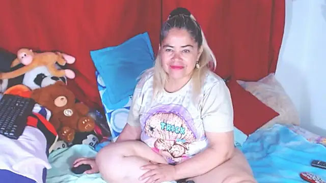 estrellita fugaz16x online show from 10/21/25, 11:59