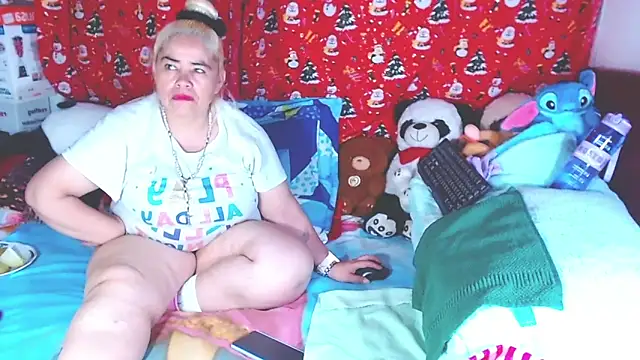 estrellita fugaz16x online show from 03/17/26, 04:15