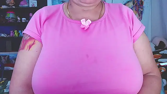 Snapshot of estrellita_fugaz16x chatting on 03/09/25, 03:22 estrellita fugaz16x online show from 03/09/25, 03:22