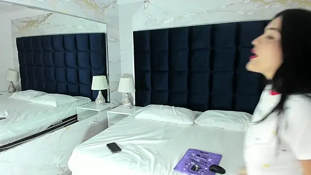 Snapshot of Maddysex_ chatting on 06/20/26, 11:37 Maddysex online show from 06/20/26, 11:37