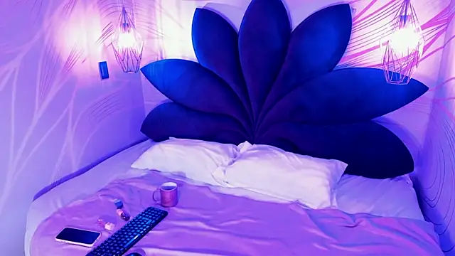 Snapshot of Maddysex_ chatting on 06/27/26, 12:11 Maddysex online show from 06/27/26, 12:11