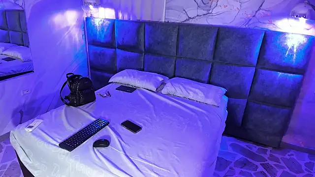 Snapshot of Maddysex_ chatting on 05/09/26, 11:46 Maddysex online show from 05/09/26, 11:46
