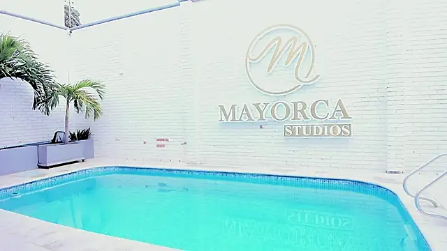 Snapshot of Maddysex_ chatting on 11/08/25, 11:36 Maddysex online show from 11/08/25, 11:36