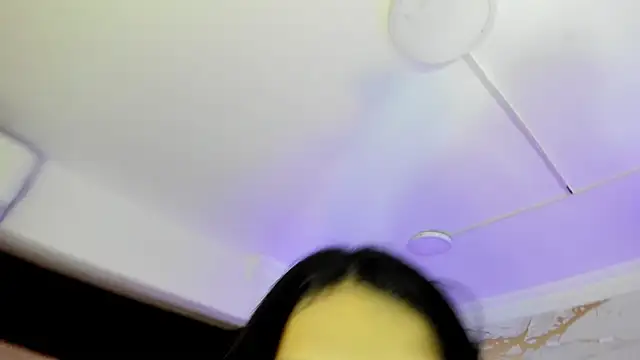 Snapshot of Maddysex_ chatting on 06/15/26, 11:32 Maddysex online show from 06/15/26, 11:32
