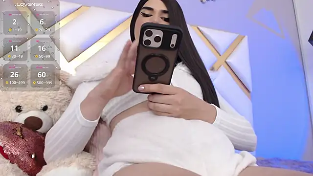 BeckyAnders online show from 11/10/25, 04:45