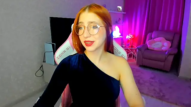  FireInMySoul  online show from 11/11/25, 07:19