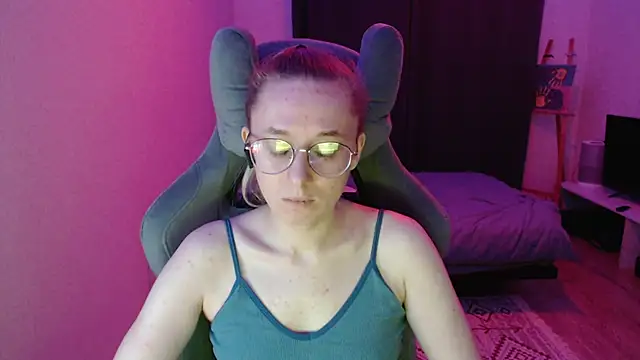 Snapshot of AnabelFrel chatting on 09/25/25, 12:27 AnabelFrel online show from 09/25/25, 12:27