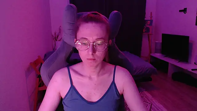 Snapshot of AnabelFrel chatting on 09/11/25, 12:10 AnabelFrel online show from 09/11/25, 12:10