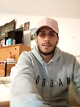 sexcampene online show from 11/18/25, 05:05