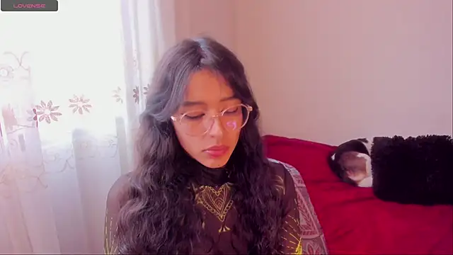 Snapshot of aluna_0310 chatting on 12/06/24, 09:51 aluna 0310 online show from 12/06/24, 09:51