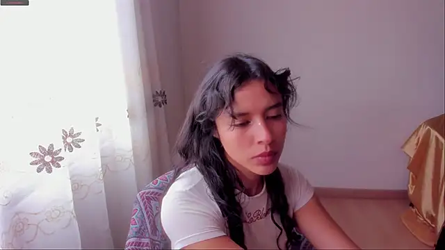 Snapshot of aluna_0310 chatting on 10/09/25, 04:51 aluna 0310 online show from 10/09/25, 04:51