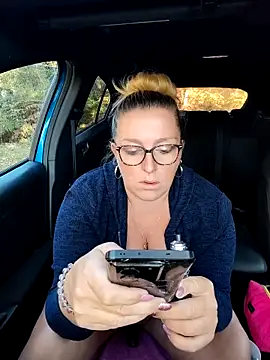 winniess40 online show from 10/13/25, 08:16