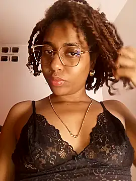 thaimy  online show from 03/17/26, 02:47