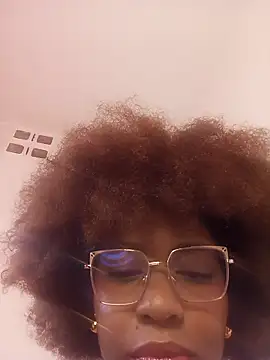 thaimy  online show from 03/06/26, 03:12