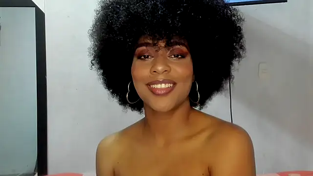 thaimy  online show from 10/06/25, 11:49