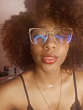 thaimy  online show from 03/19/26, 02:44