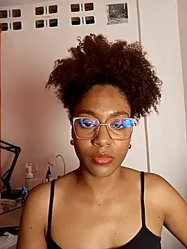 thaimy  online show from 03/26/26, 02:32