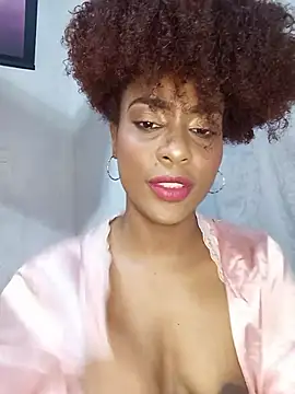 thaimy  online show from 12/01/25, 02:56