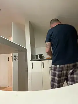 Vlad200472 online show from 02/25/25, 01:30