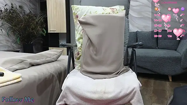 Vika style online show from 12/02/25, 01:17