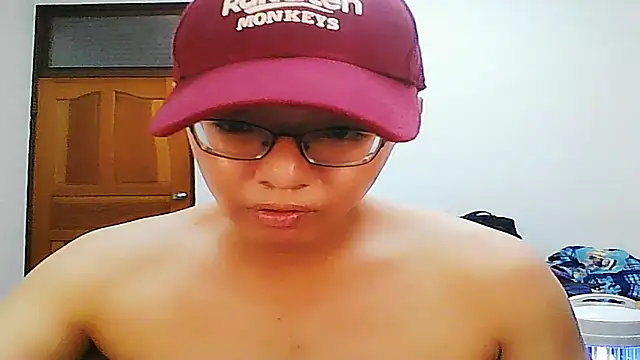 Snapshot of poter77112 chatting on 04/09/26, 06:47 poter77112 online show from 04/09/26, 06:47