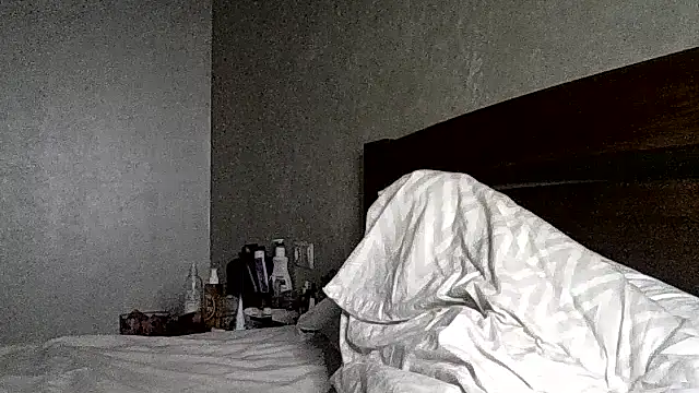 JulianaGold1 online show from 02/14/26, 06:52