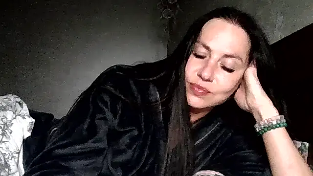JulianaGold1 online show from 05/24/26, 09:26